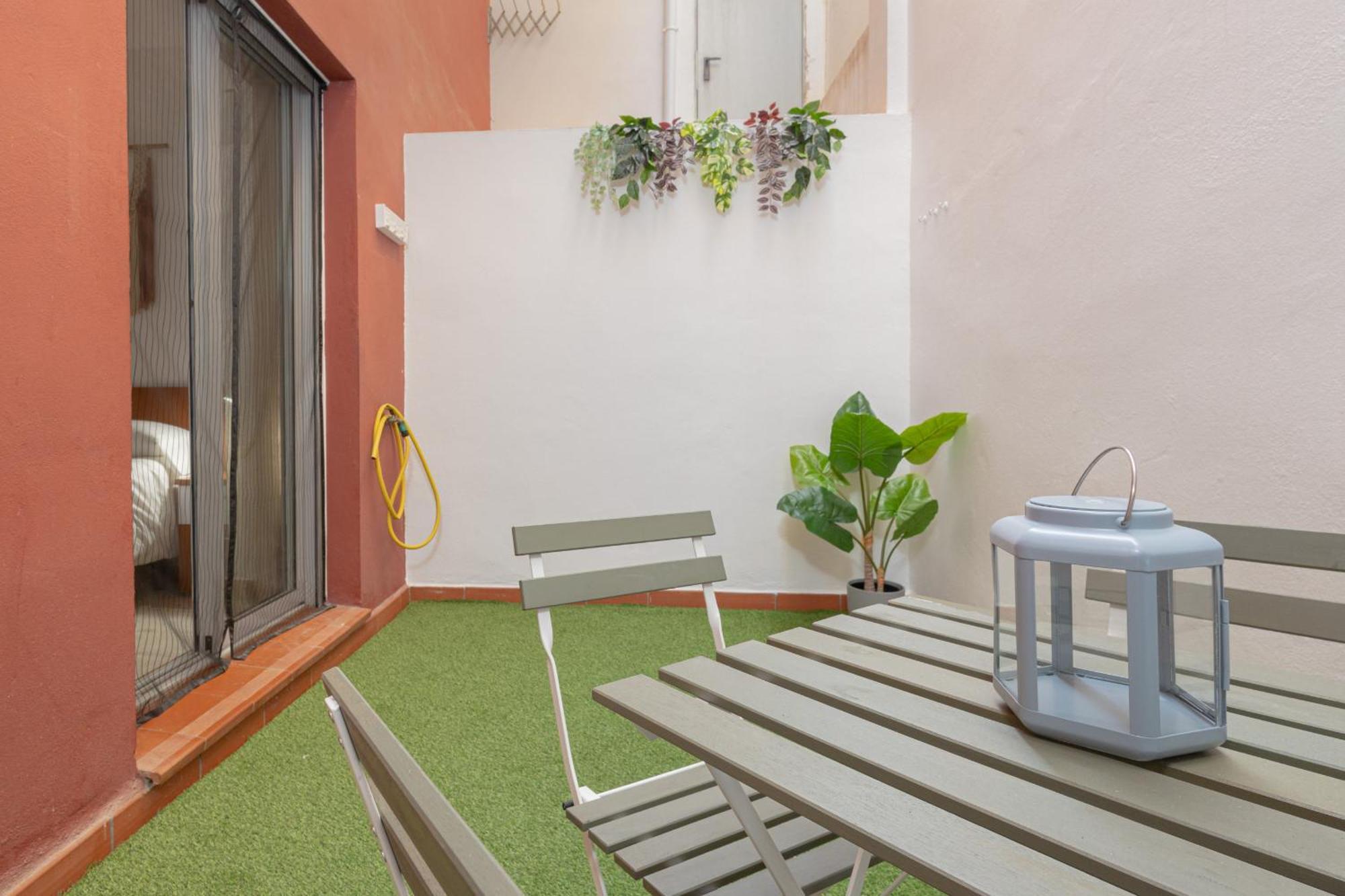 C55 Cosy Apartment Close To The Beach Малага Экстерьер фото
